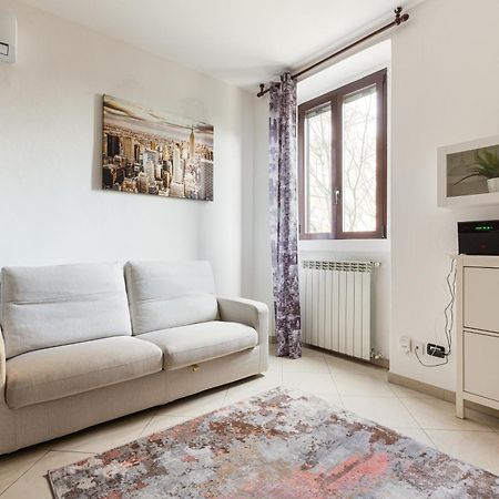 Milan Rogoredo - Bright Apartment Kültér fotó